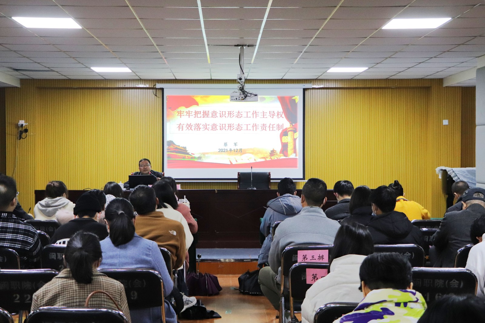 1215_0002_亮度_对比度 1.jpg 1215_0002_亮度_对比度 1.jpg