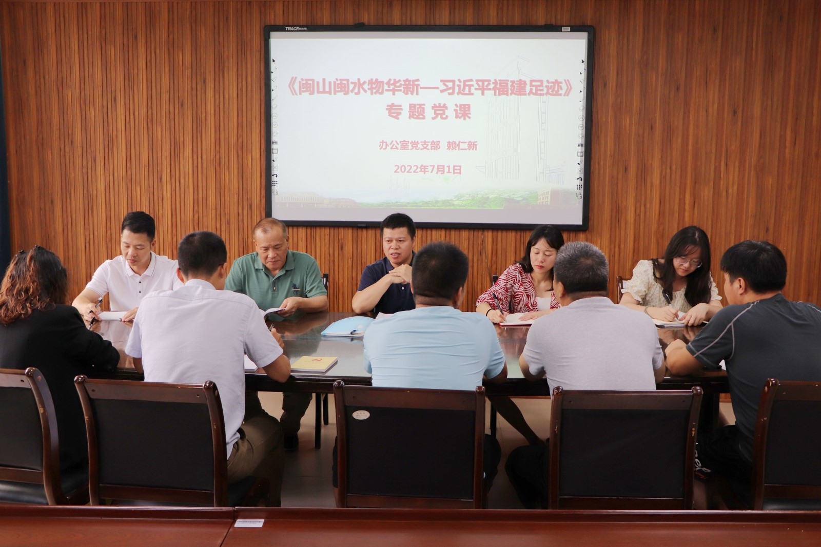 7.1_0001_曲线 2.jpg