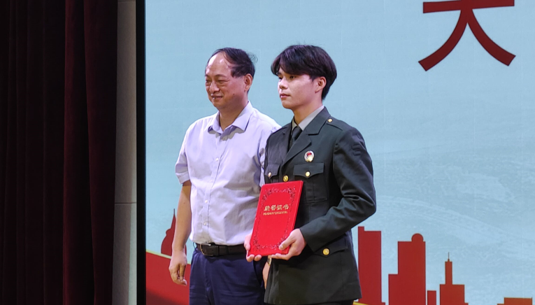 图片.png 图片.png