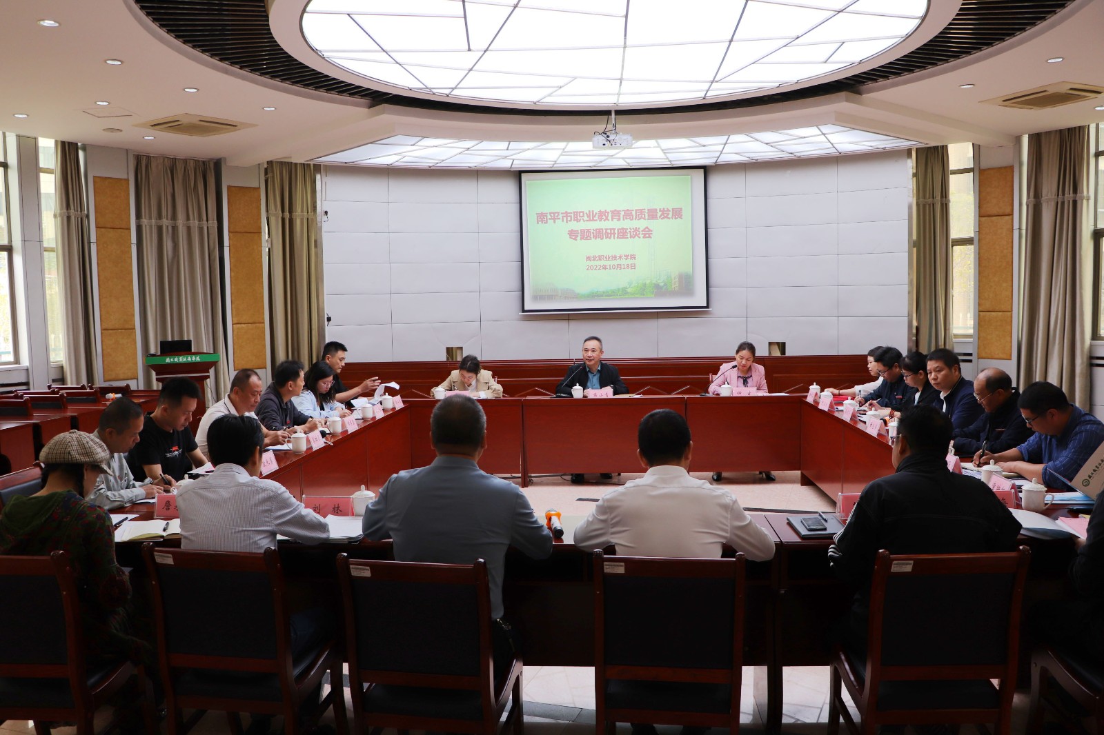 10.18_0006_亮度_对比度 1.jpg 10.18_0006_亮度_对比度 1.jpg