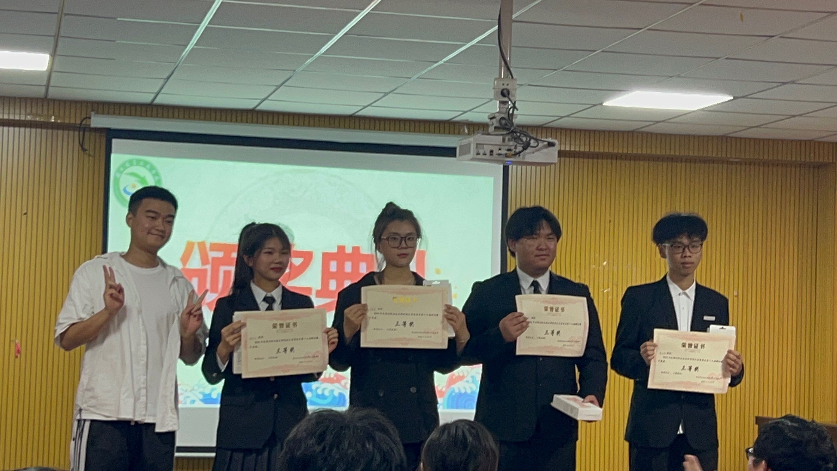 d26625904143c23edca71e4814e0c2a.jpg d26625904143c23edca71e4814e0c2a.jpg