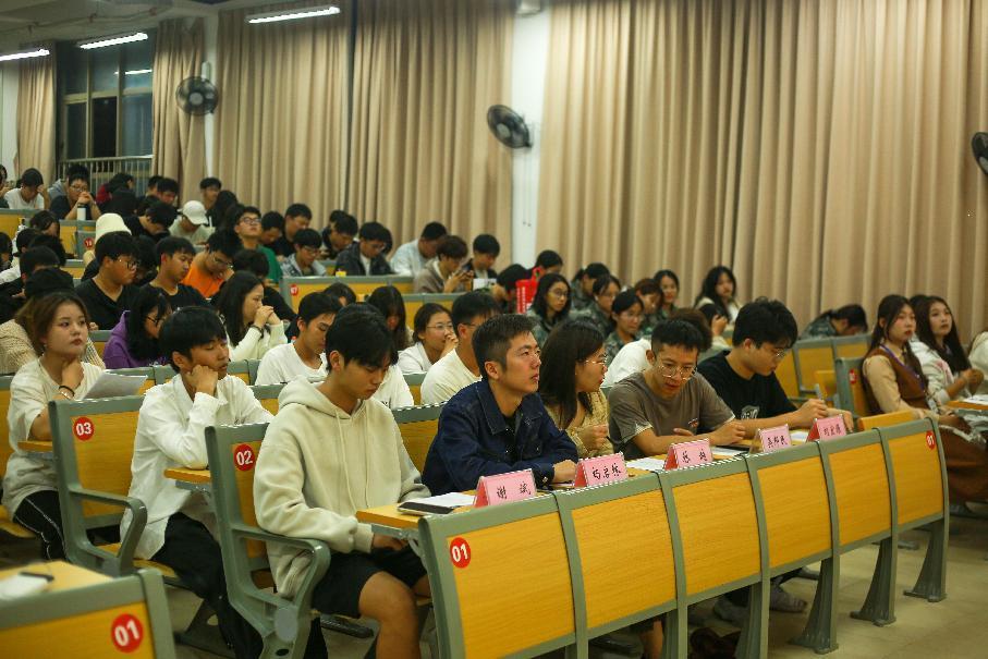 图片2.jpg 图片2.jpg