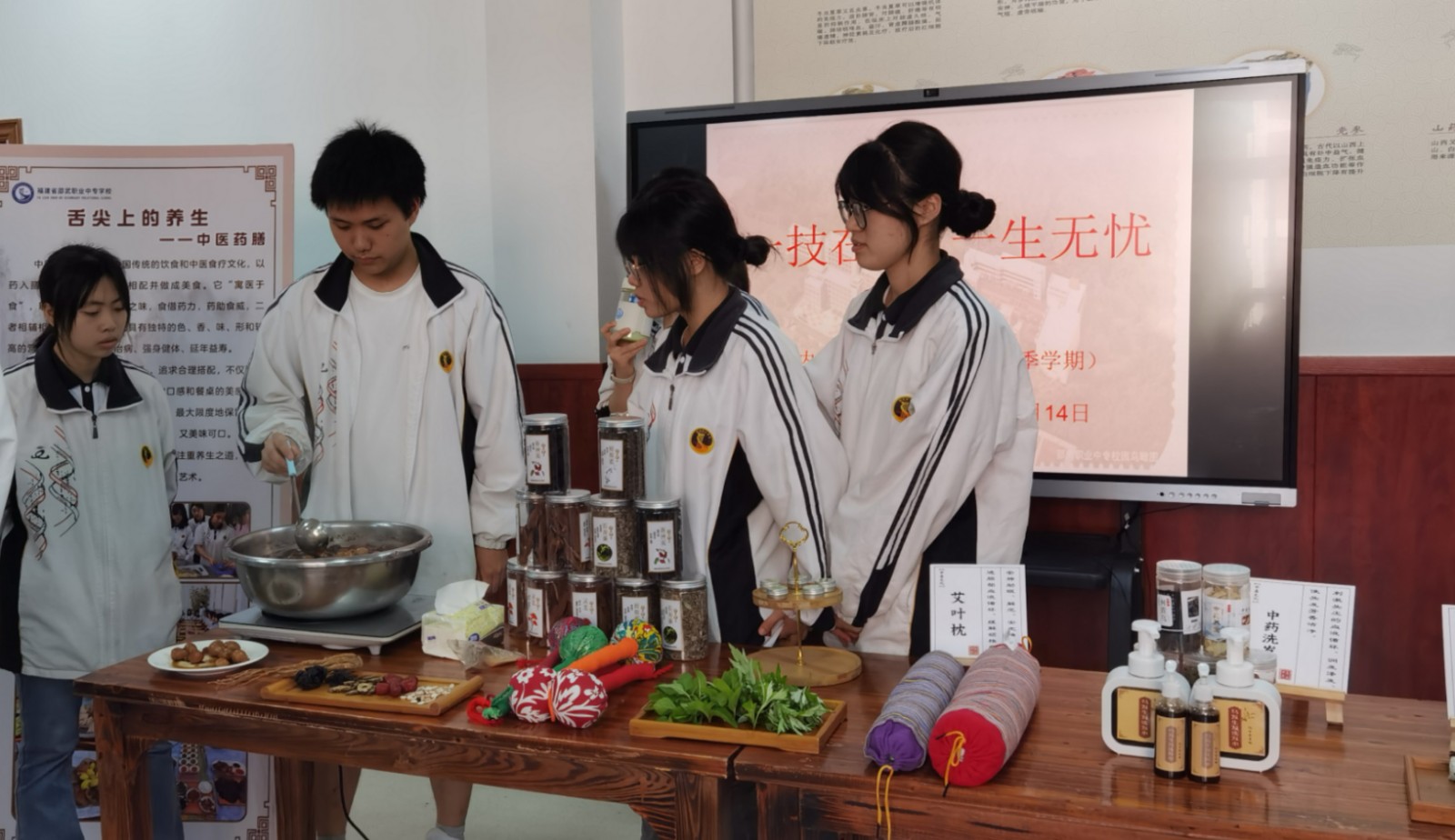 e704e836-e566-4559-ade2-ef22bc62de86.jpg e704e836-e566-4559-ade2-ef22bc62de86.jpg