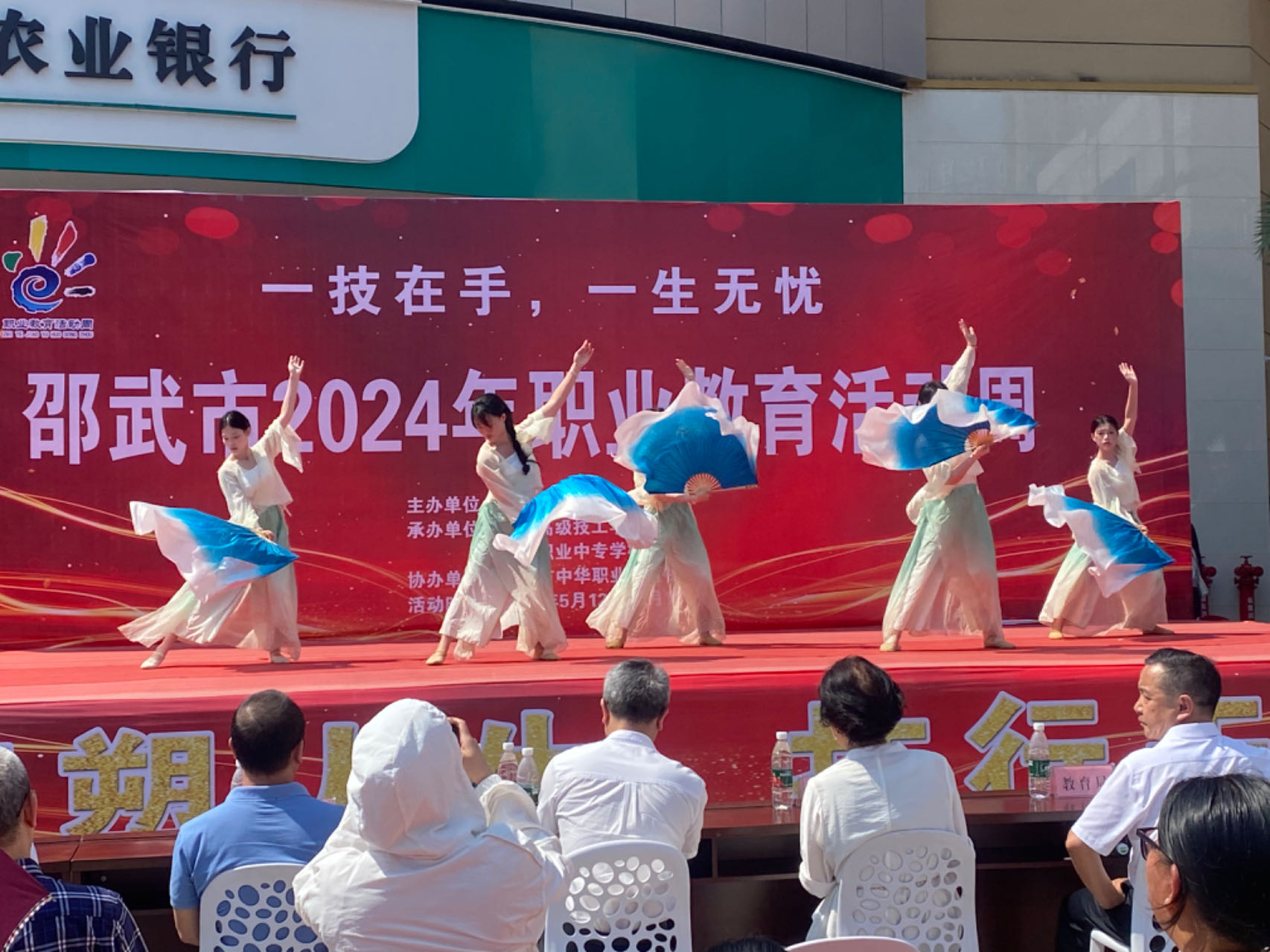 5e6ac7b3-6ee2-4d16-a4ec-91402affd5b1.jpg 5e6ac7b3-6ee2-4d16-a4ec-91402affd5b1.jpg