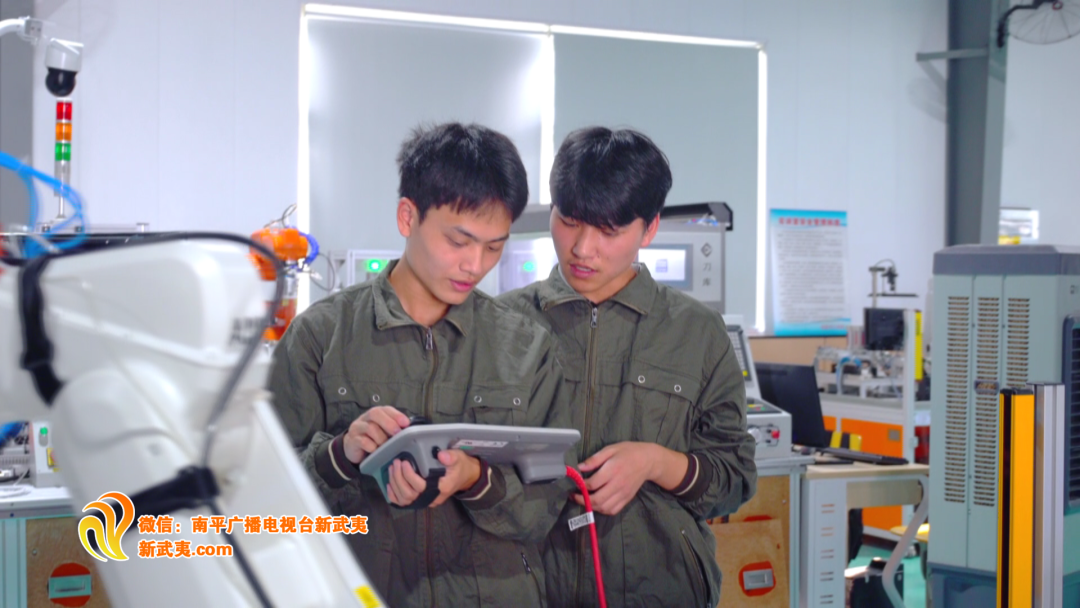 微信图片_20241125122612.png 微信图片_20241125122612.png