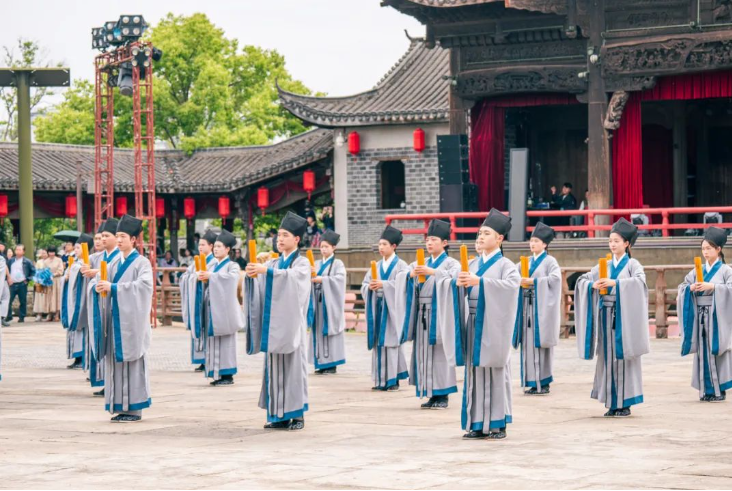 屏幕截图 2025-04-29 200052.png