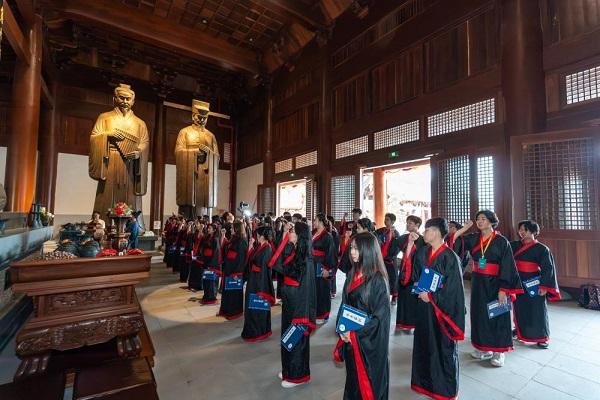 681204bc6b8e07c422ce2942_m.jpg 681204bc6b8e07c422ce2942_m.jpg